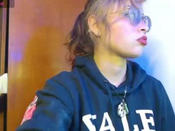 kikyoanddrey webcam model stream image