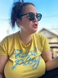 QueenMaryXO webcam model stream image