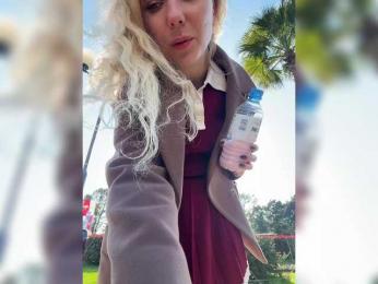 JJane- webcam model stream image