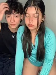 Damn__Love webcam model stream image