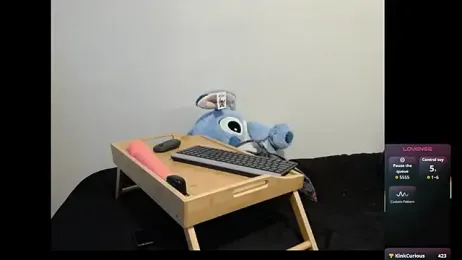 LilyFoxxx webcam model stream image