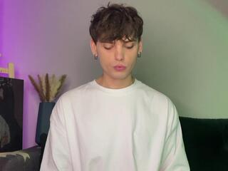 Tayler Wade webcam model stream image