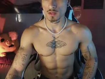 thomas_fit1 webcam model stream image