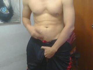 Guiverno webcam model stream image