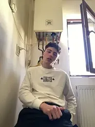 denysio89 webcam model stream image
