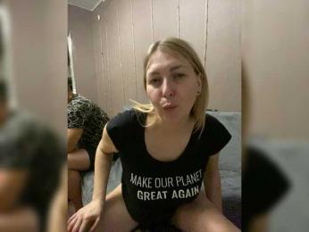 Xyligana webcam model stream image