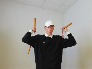 Dan Roads webcam model stream image