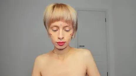 FlowerOfSin2001 webcam model stream image