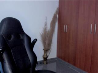 Pier Simons webcam flirt4free model stream image