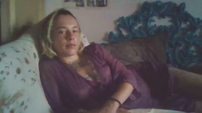 SpacerWoman webcam model stream image