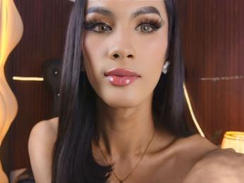 EstellaHilton webcam model stream image