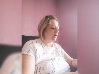 Tpax-MapuHy webcam bongacams model stream image