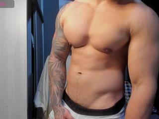 Nicolas Dwayne webcam model stream image