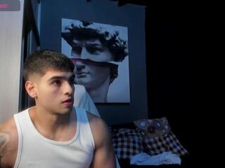 Nicolas Dwayne webcam model stream image