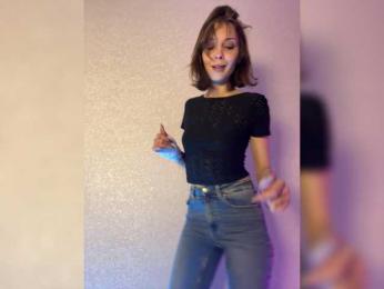 Maribett webcam bongacams model stream image