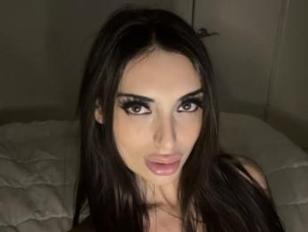 Geld webcam model stream image