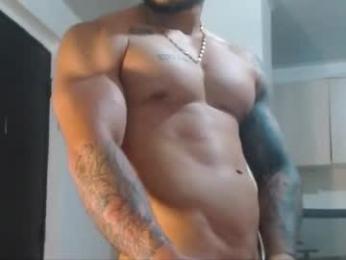 adam_shilder7 webcam model stream image