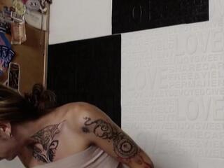 Kalanys Flores webcam model stream image