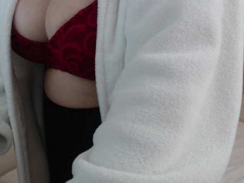 ElizabethRaegan webcam model stream image