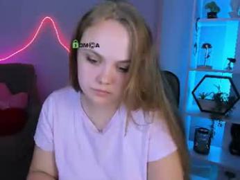 lucy_shy3 webcam chaturbate model stream image