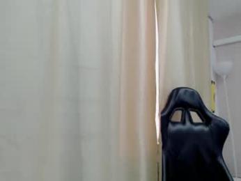 nina_and_coby webcam model stream image