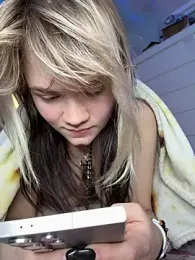 Cutiepiespanks webcam stripchat model stream image