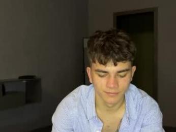 maxwoolf webcam model stream image