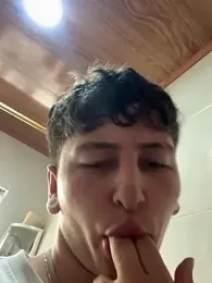 ARON_LUXX webcam stripchat model stream image