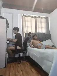 Erenk_and_Levy webcam model stream image