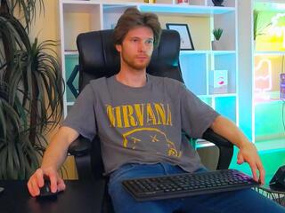 Enzo Oret webcam model stream image