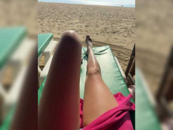 Linnea webcam bongacams model stream image