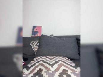 Sofa-crysta webcam model stream image