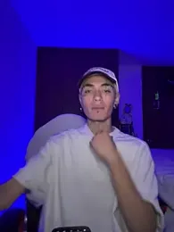 santikhalifa webcam model stream image