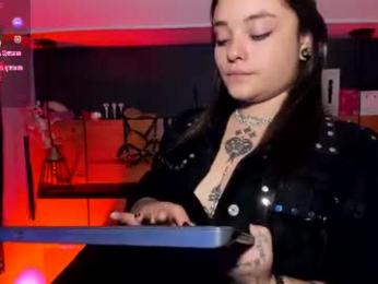 chloe_killua webcam model stream image