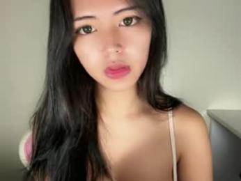 ayalvrs18 webcam model stream image