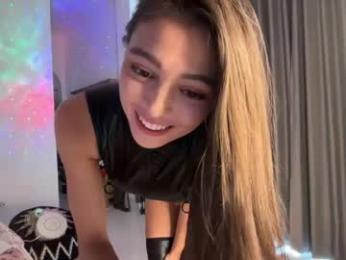 keirasworld webcam model stream image