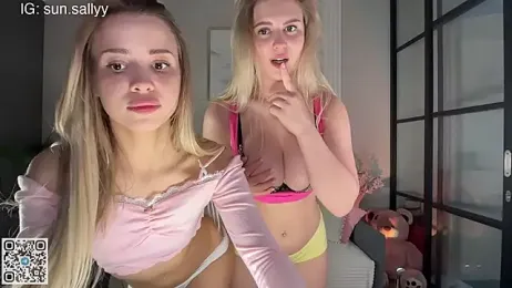 sunsally webcam model stream image