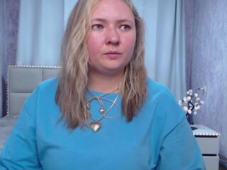 Sally Verda webcam model stream image