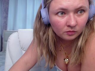 Sally Verda webcam model stream image
