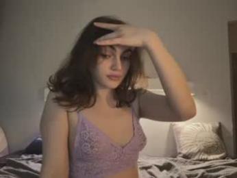 carry_hai webcam model stream image