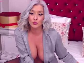 saralucky webcam model stream image