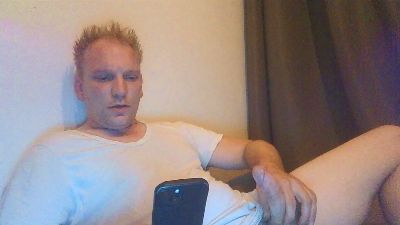 Mickxll webcam model stream image