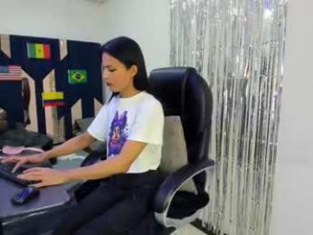 aisha_hotts777 webcam model stream image