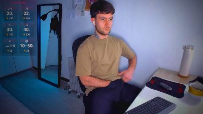 KevinGorgeous webcam cam4 model stream image