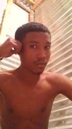 Maneij61 webcam model stream image
