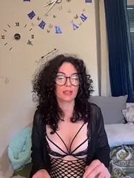 strawberry_queen2 webcam model stream image