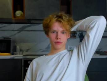 lolnoillimsary webcam chaturbate model stream image