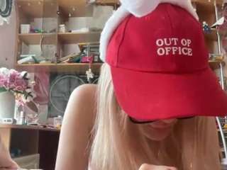 veliaroyals webcam model stream image