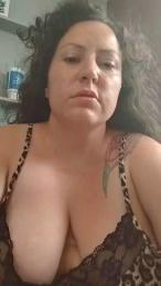 Kikinewnew1 webcam cam4 model stream image