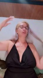 Kathy_pee webcam model stream image